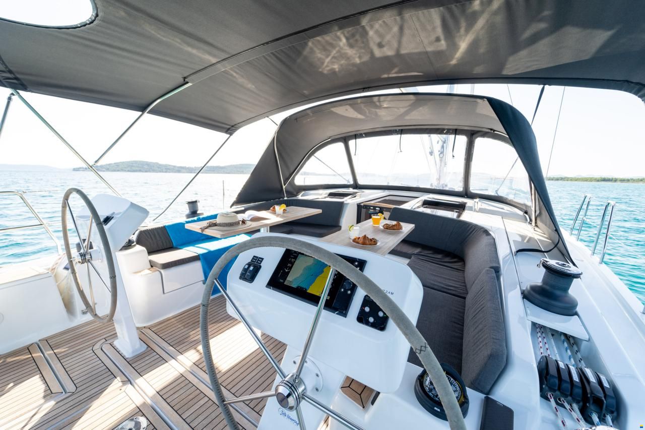 Hanse 508