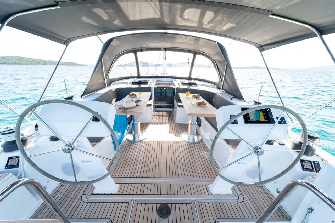Hanse 508