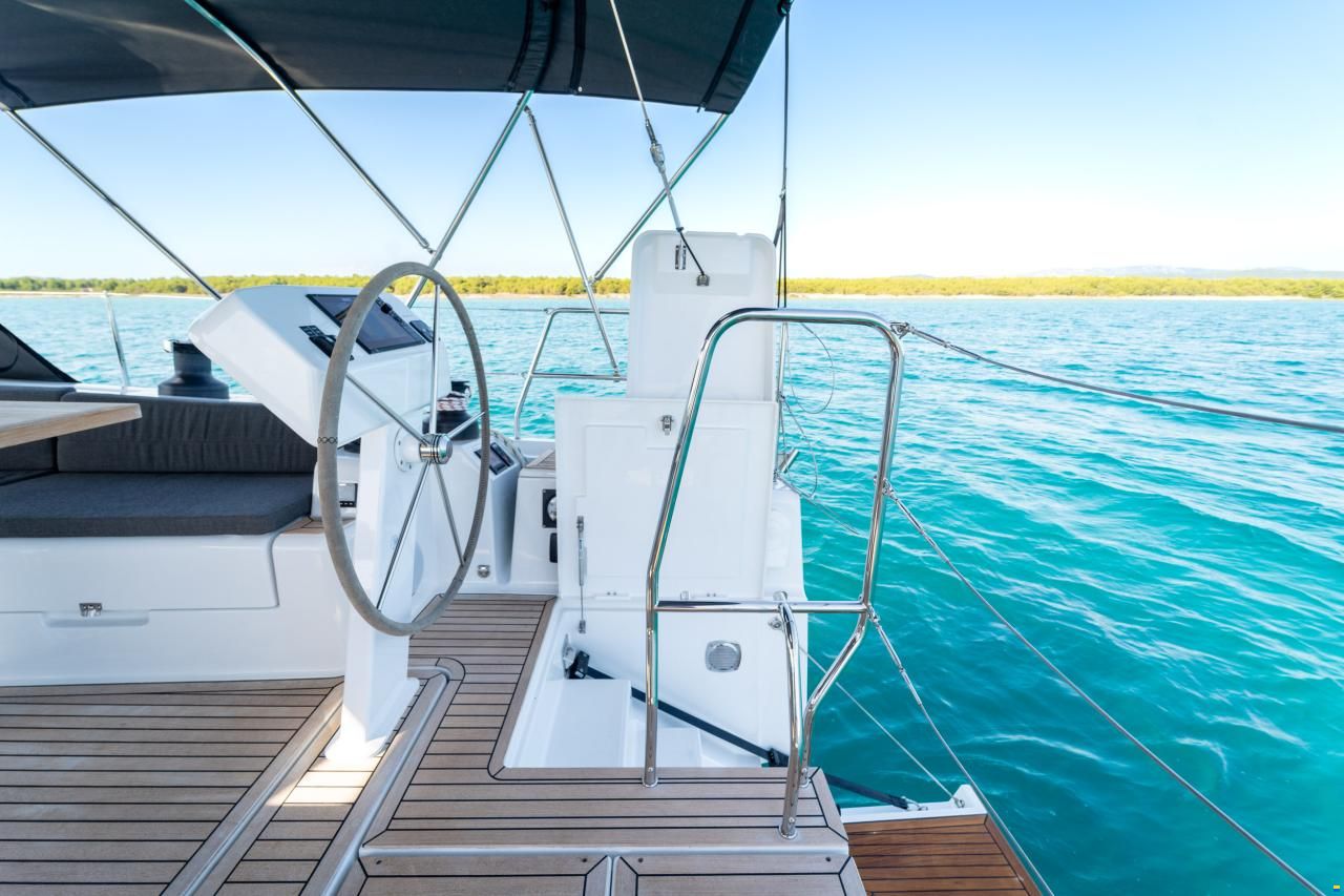 Hanse 508
