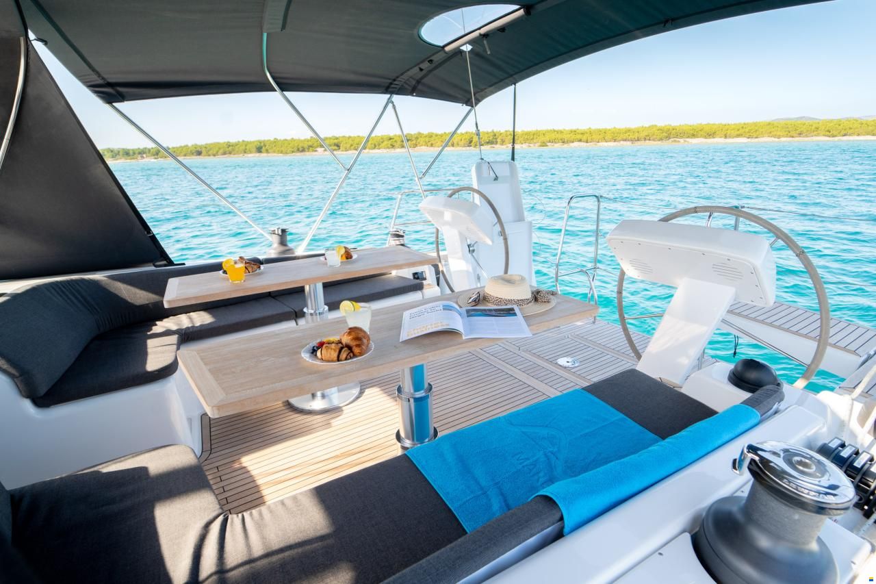 Hanse 508