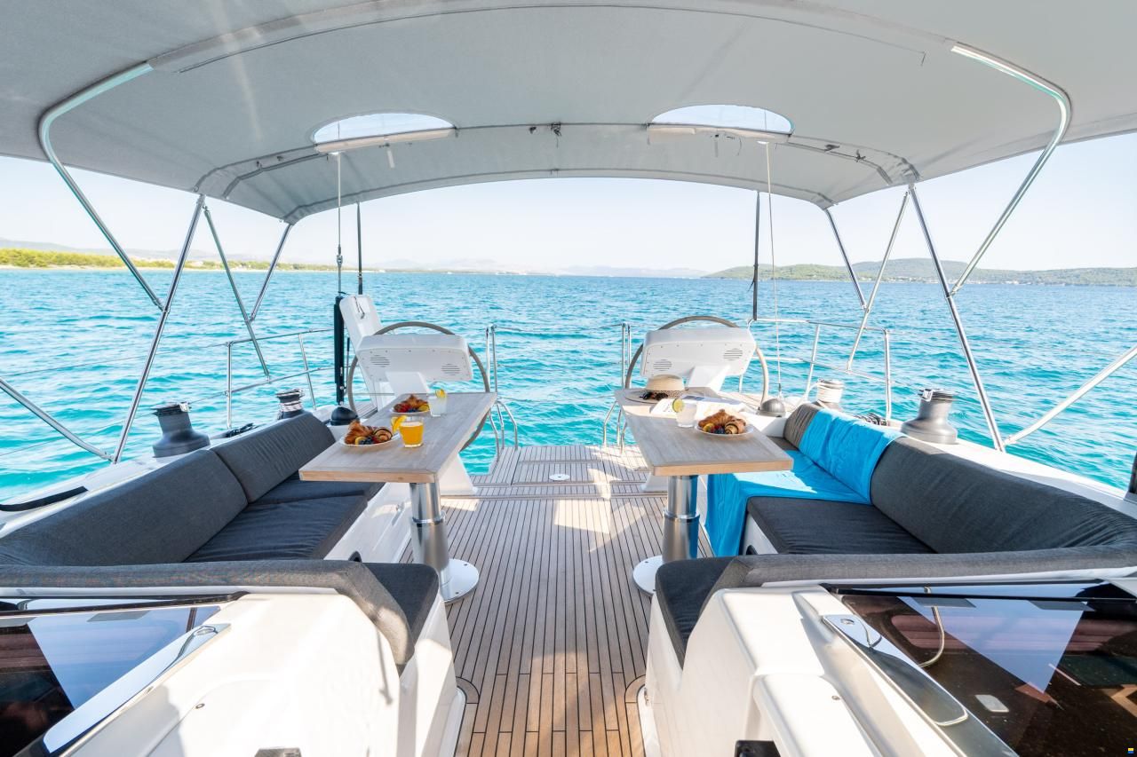 Hanse 508