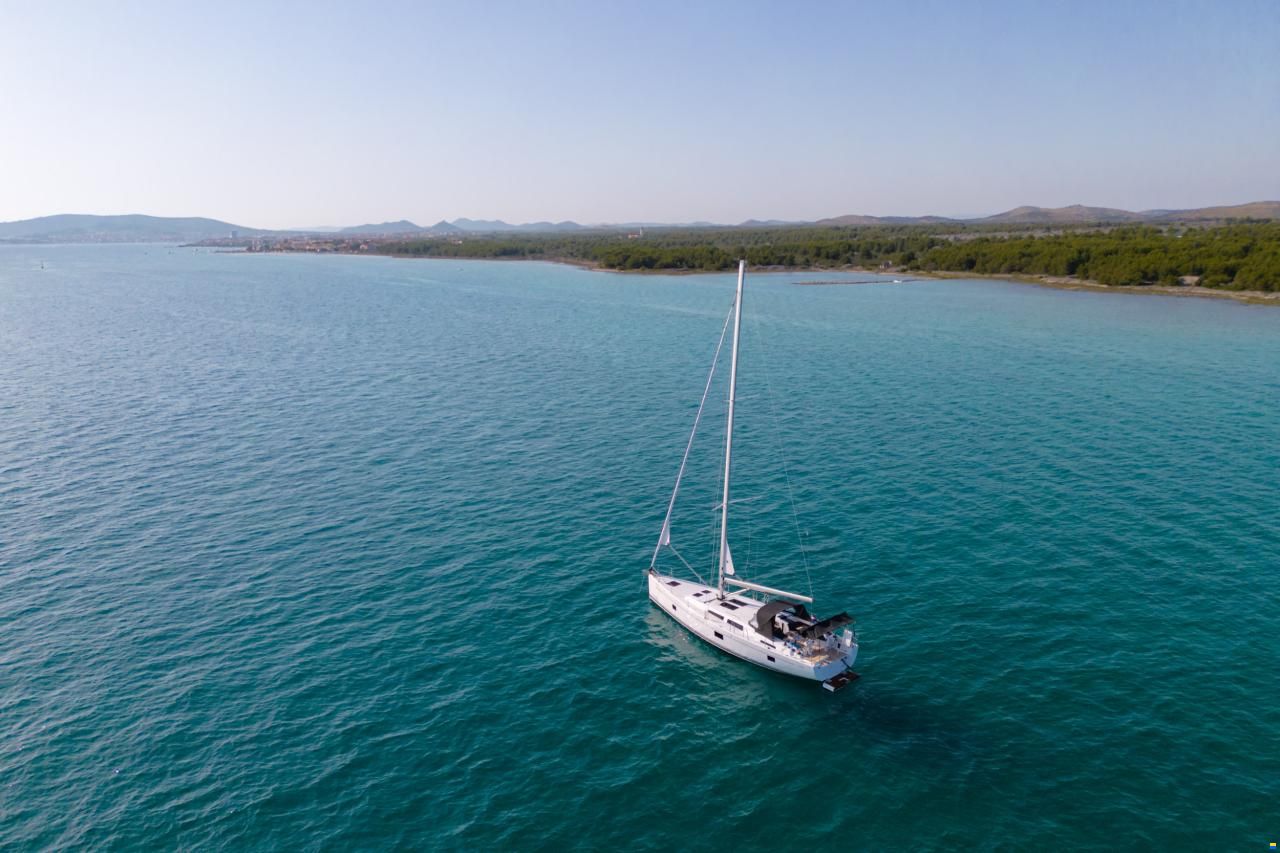 Hanse 508