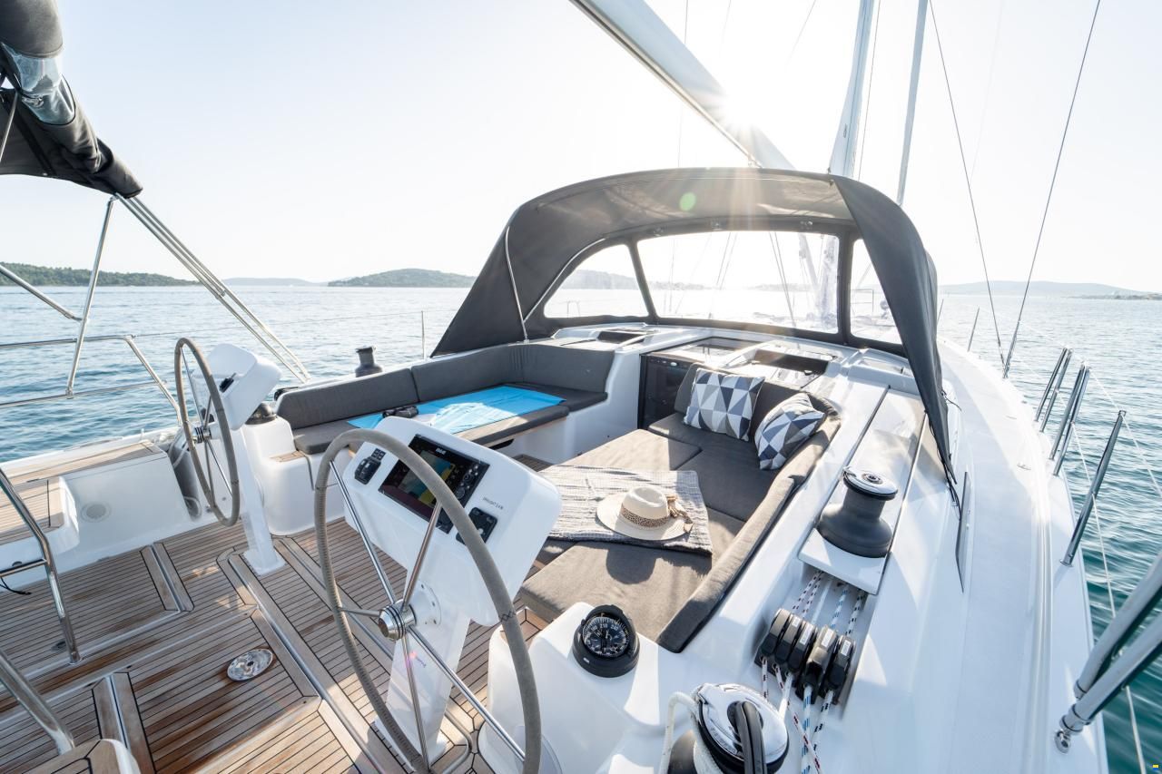 Hanse 508
