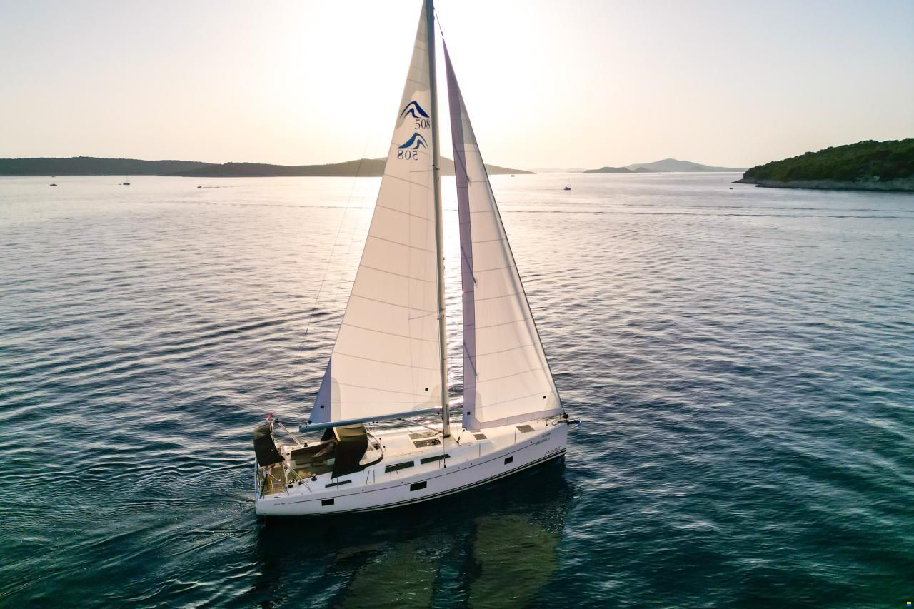 Hanse 508