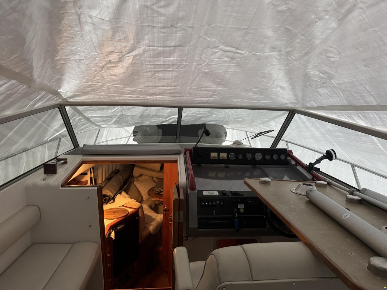 Fjord Dolphin 900
