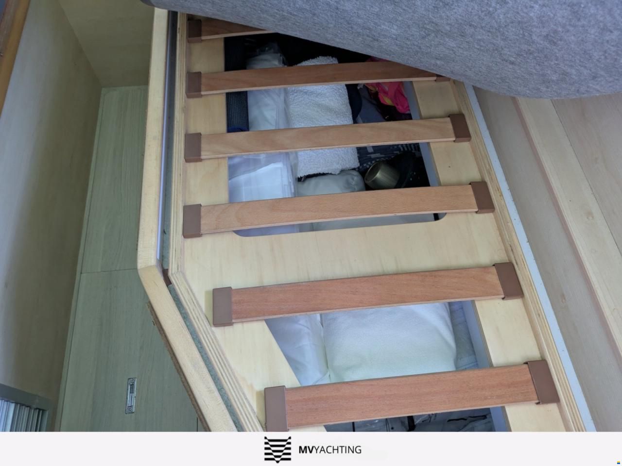 Catana 47