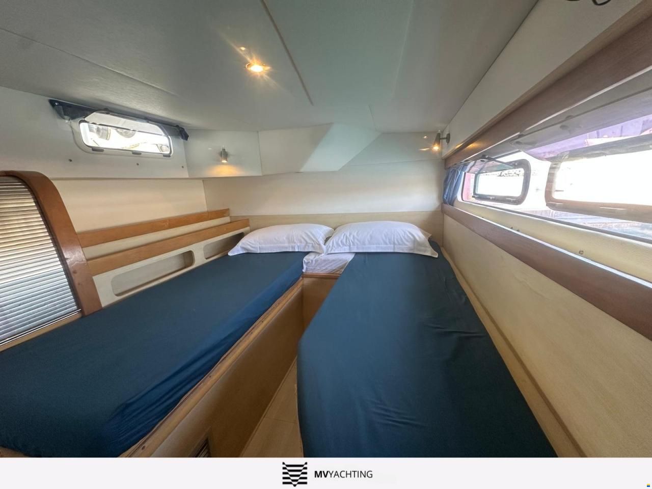 Catana 47