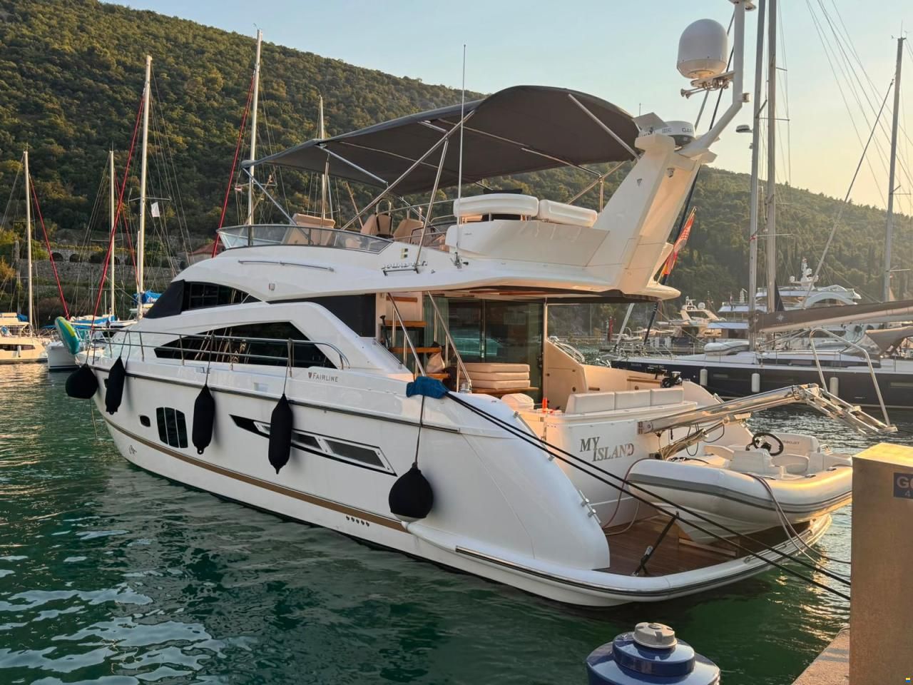 Fairline Squadron 55
