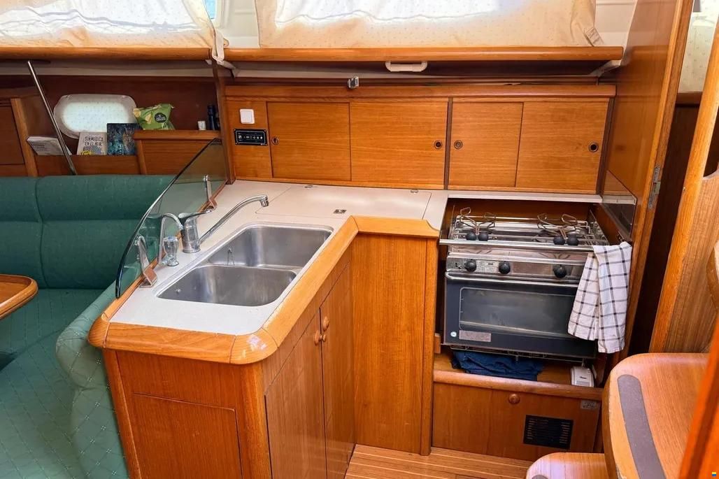 Jeanneau Sun Odyssey 35