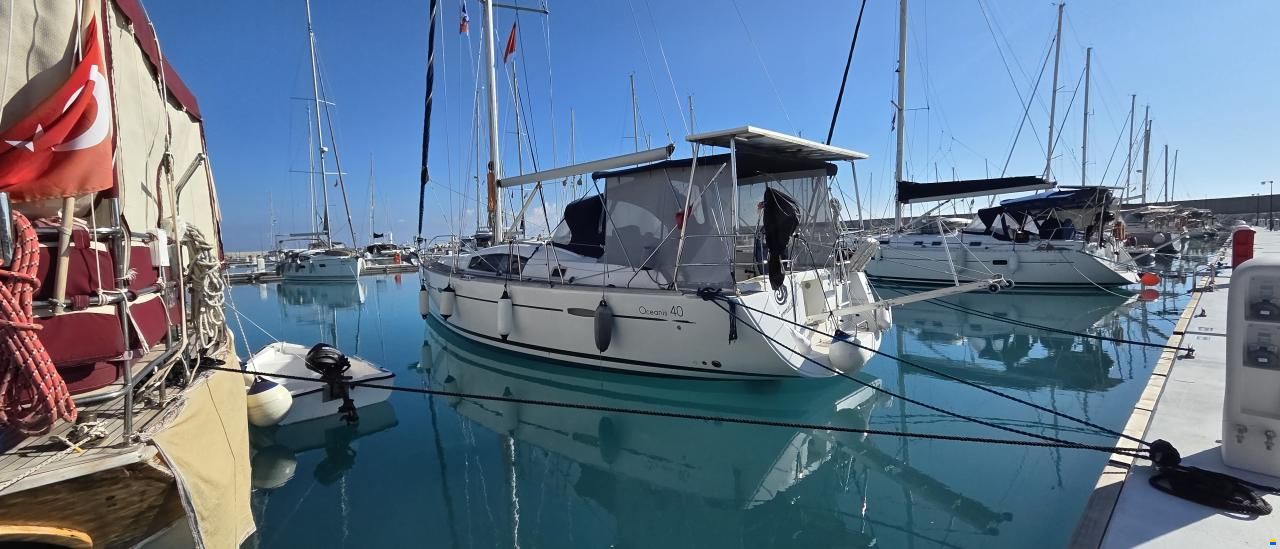 Beneteau Oceanis 40
