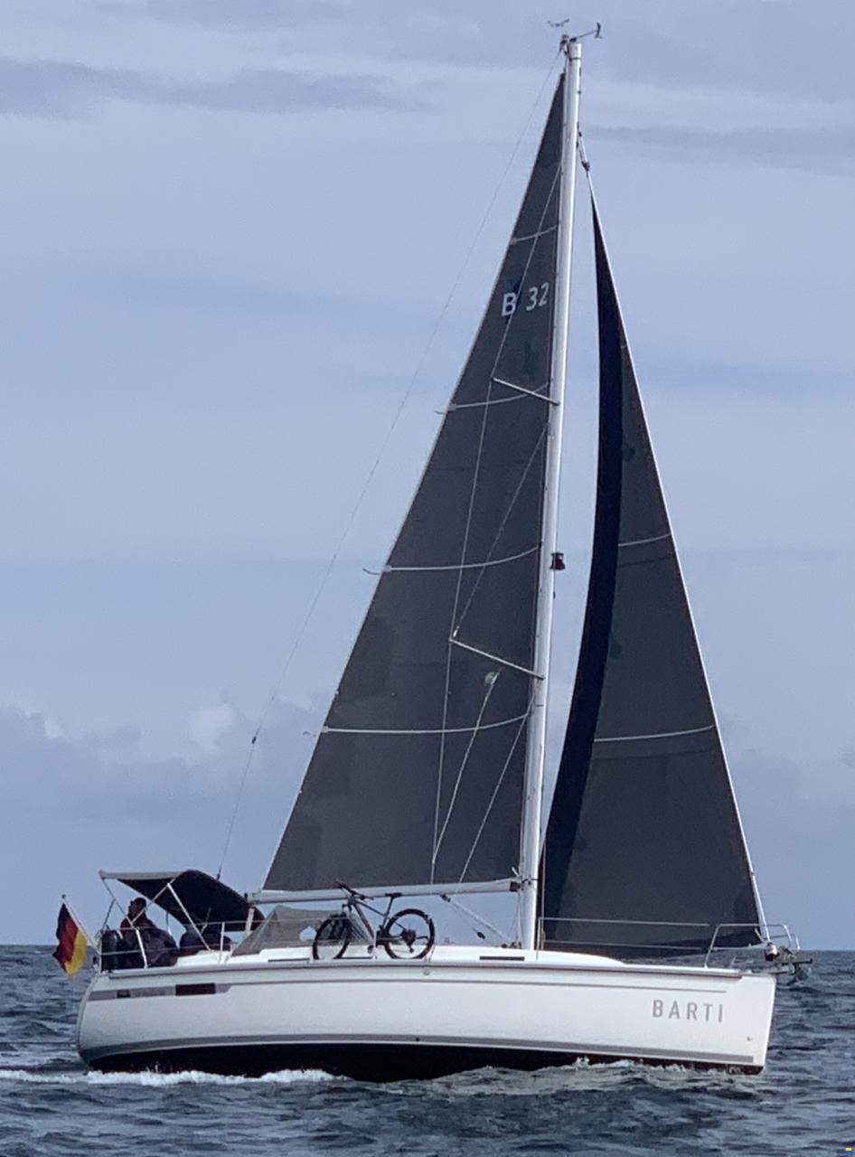 Bavaria Cruiser 32