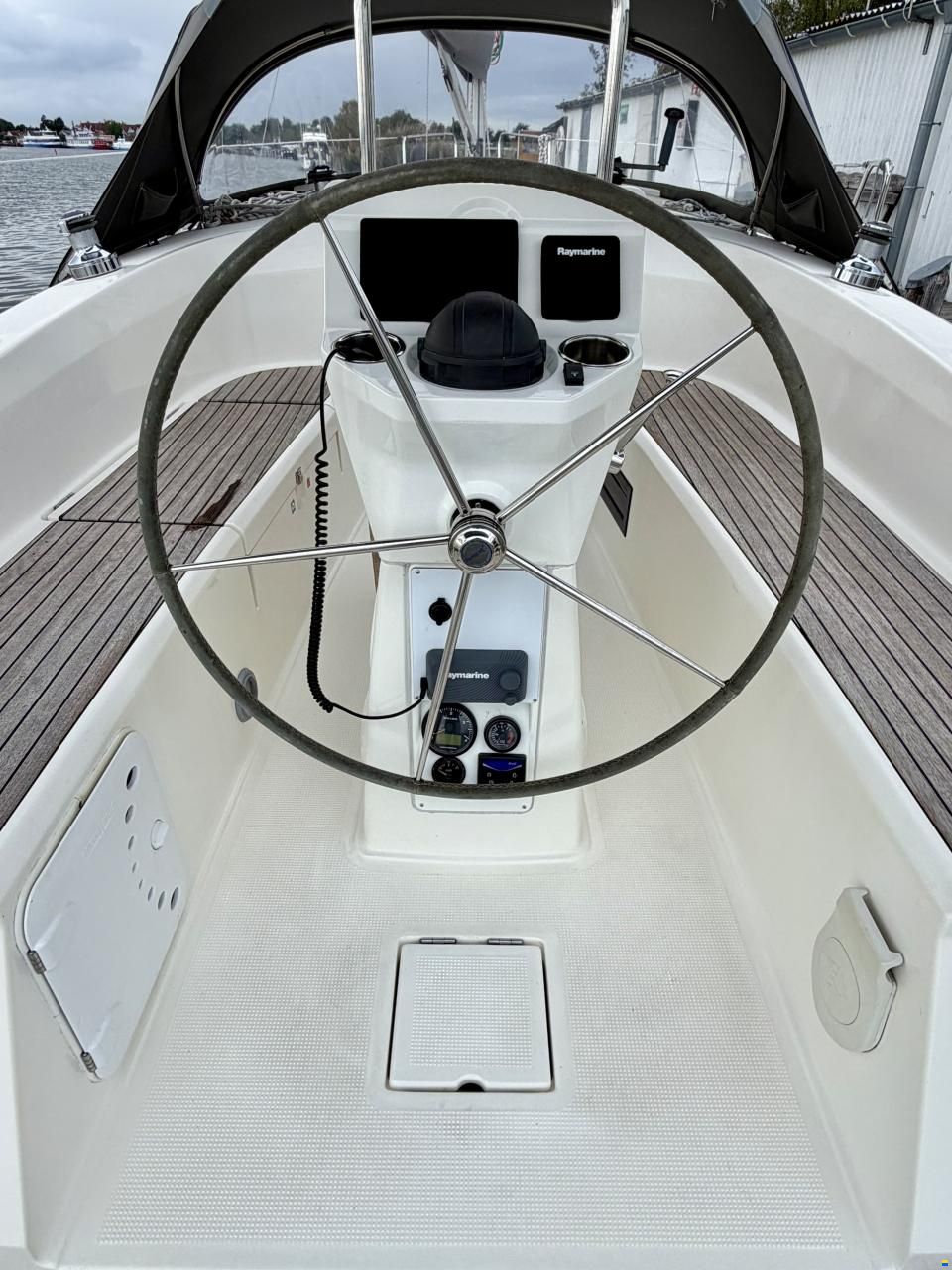 Bavaria Cruiser 32