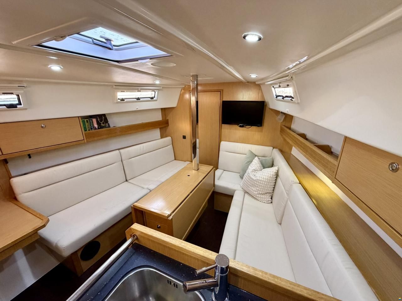 Bavaria Cruiser 32