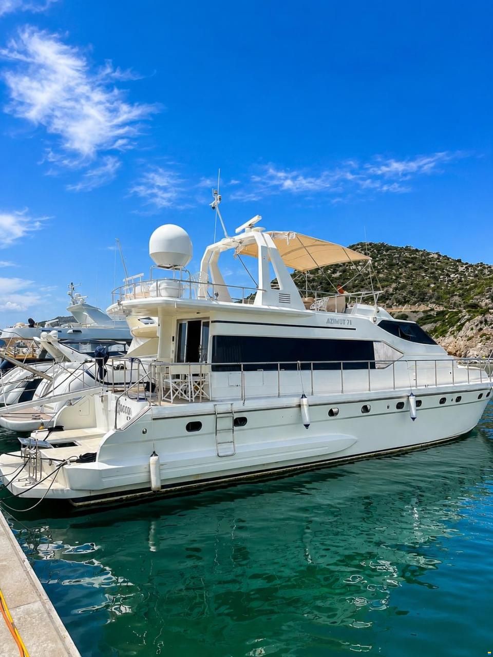 Azimut 71 Fly