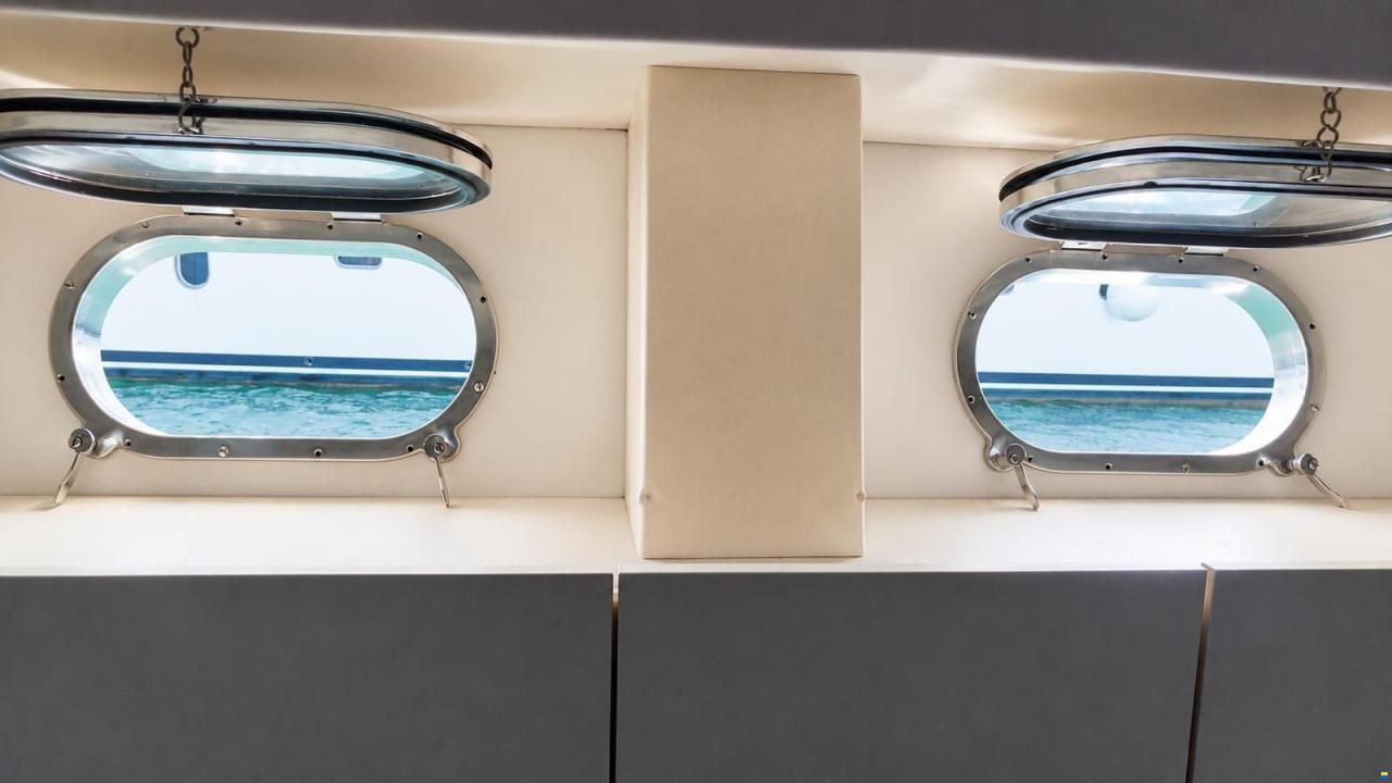 Azimut 71 Fly
