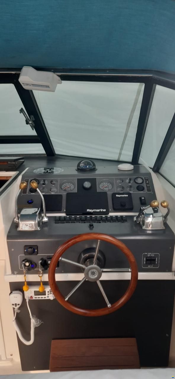 Tiara 3100 Natante