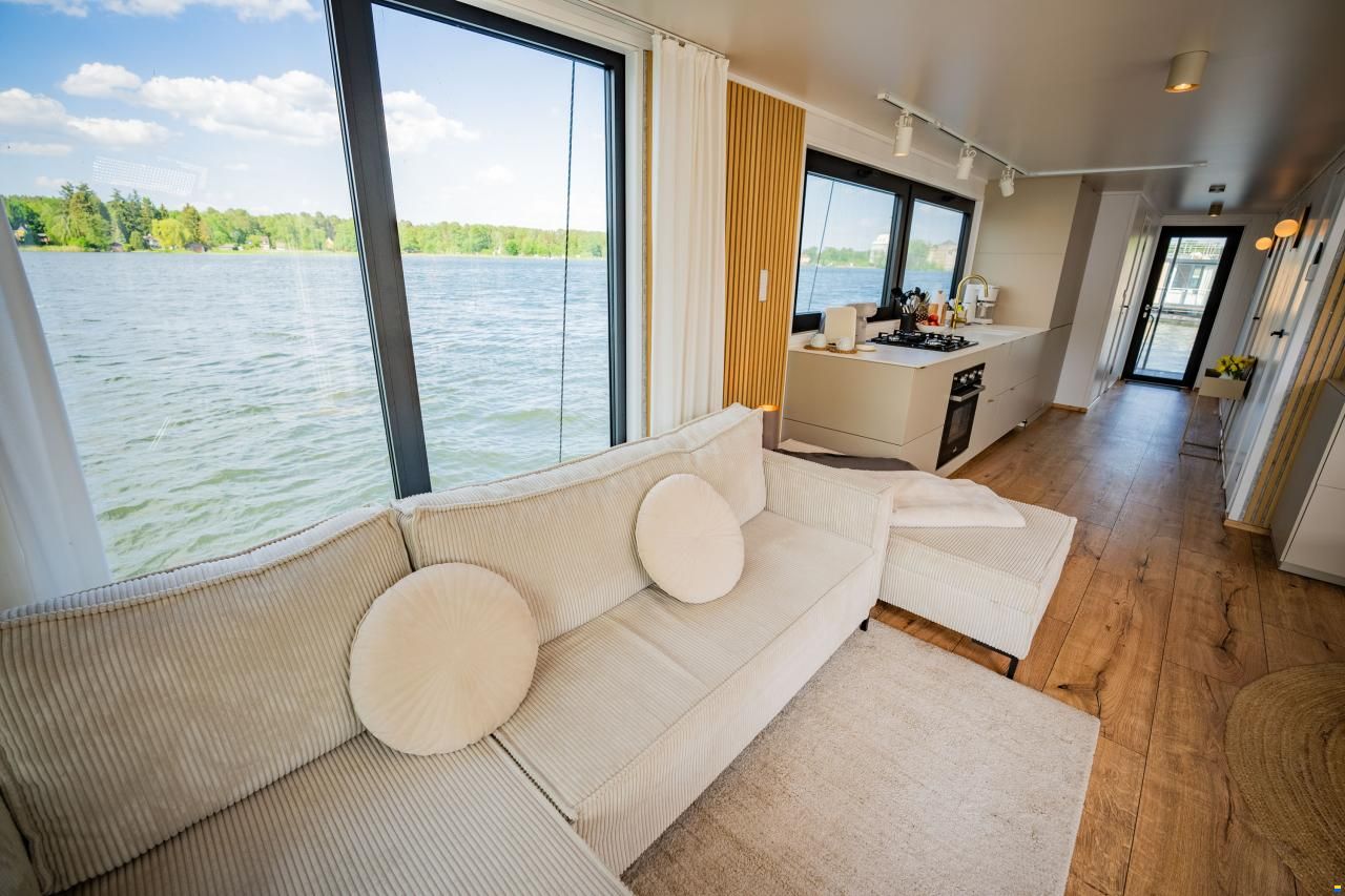 Woma Hausboot Wohnschiff D13