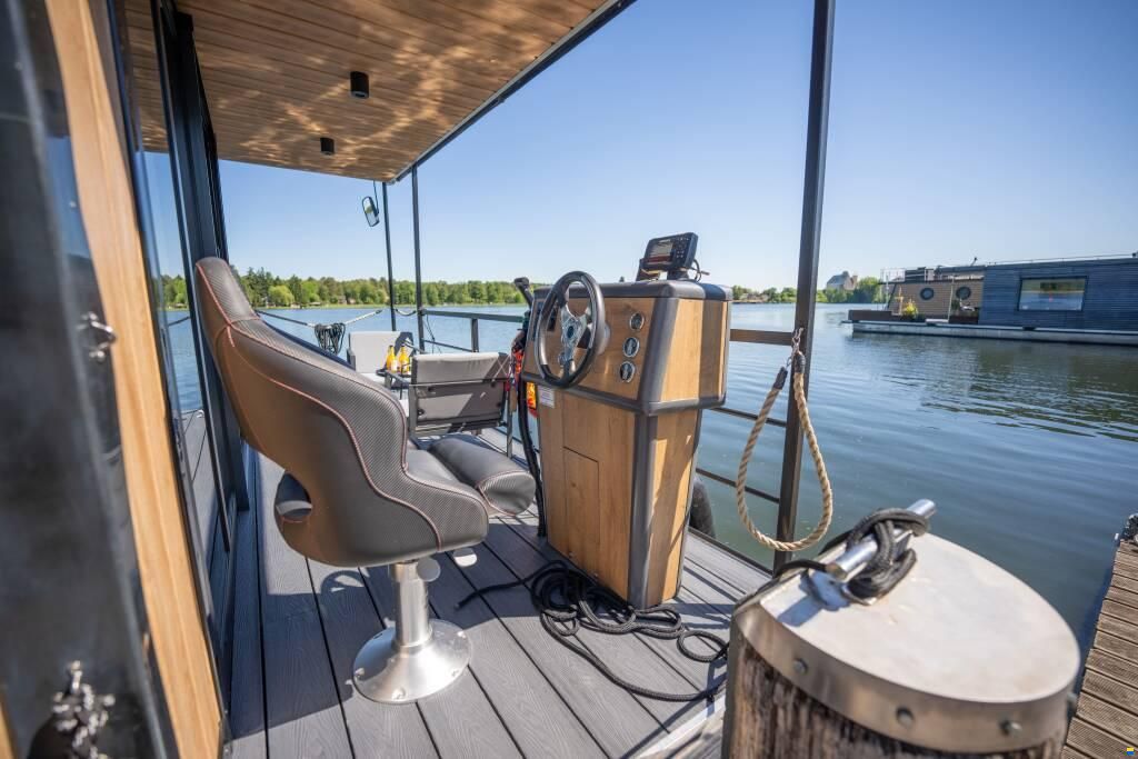 Woma Hausboot Wohnschiff D13