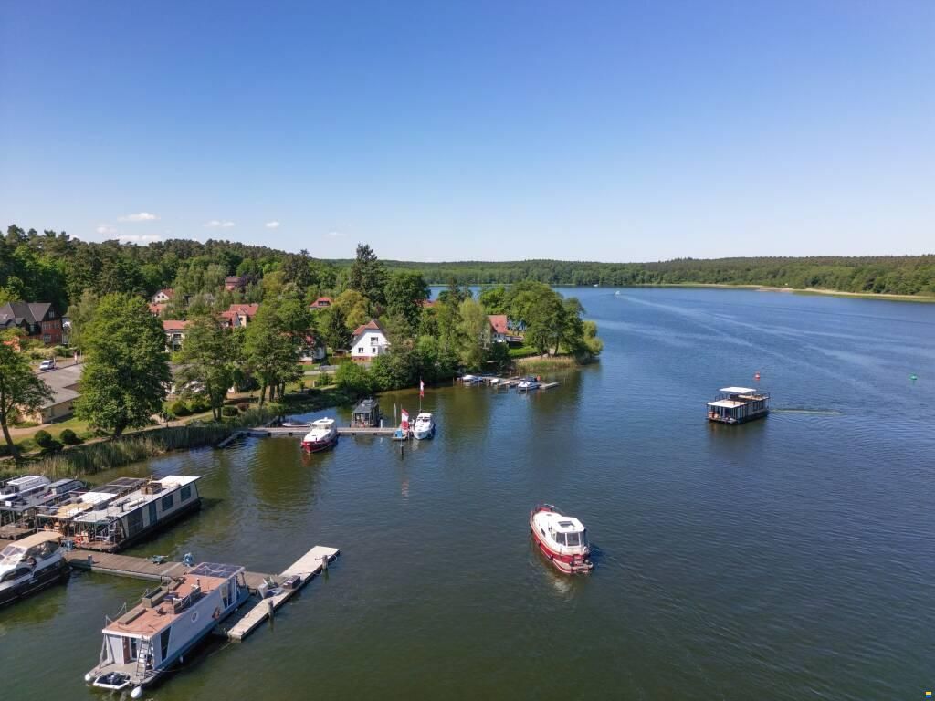 Woma Hausboot Wohnschiff D13
