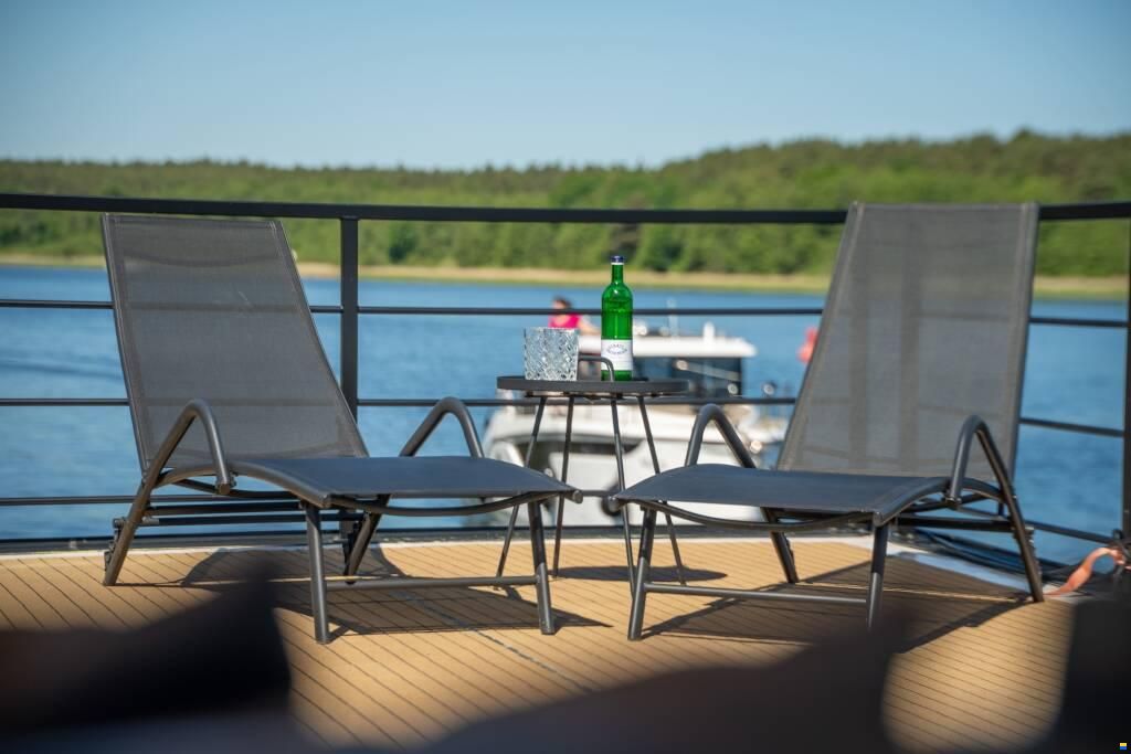 Woma Hausboot Wohnschiff D13
