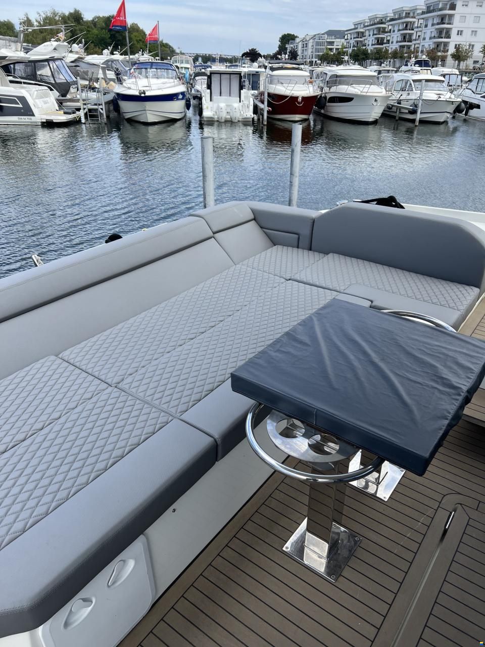 Prestige 520 Fly