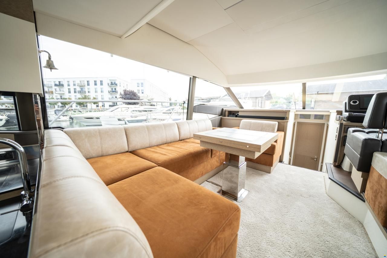 Prestige 520 Fly