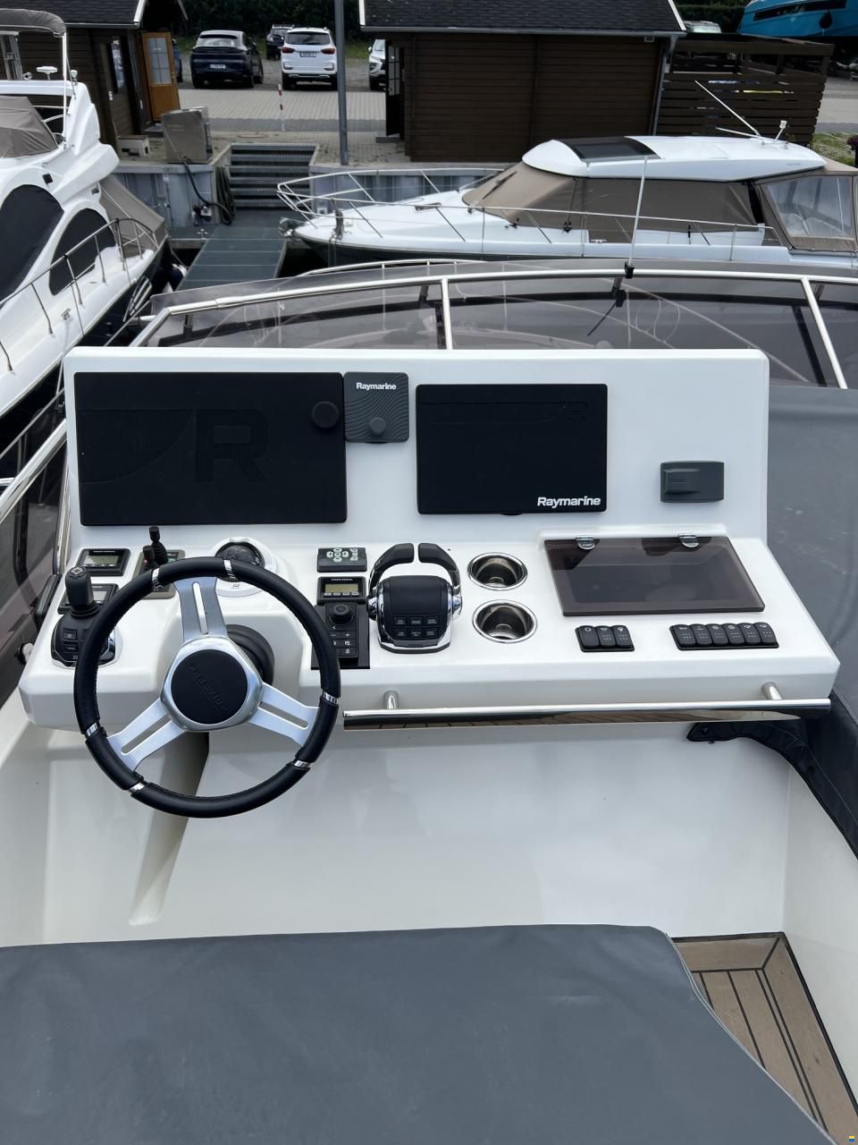 Prestige 520 Fly