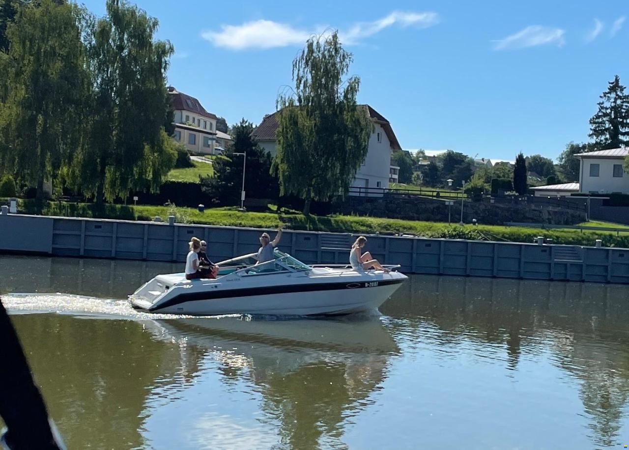 Regal Valanti 220 XL