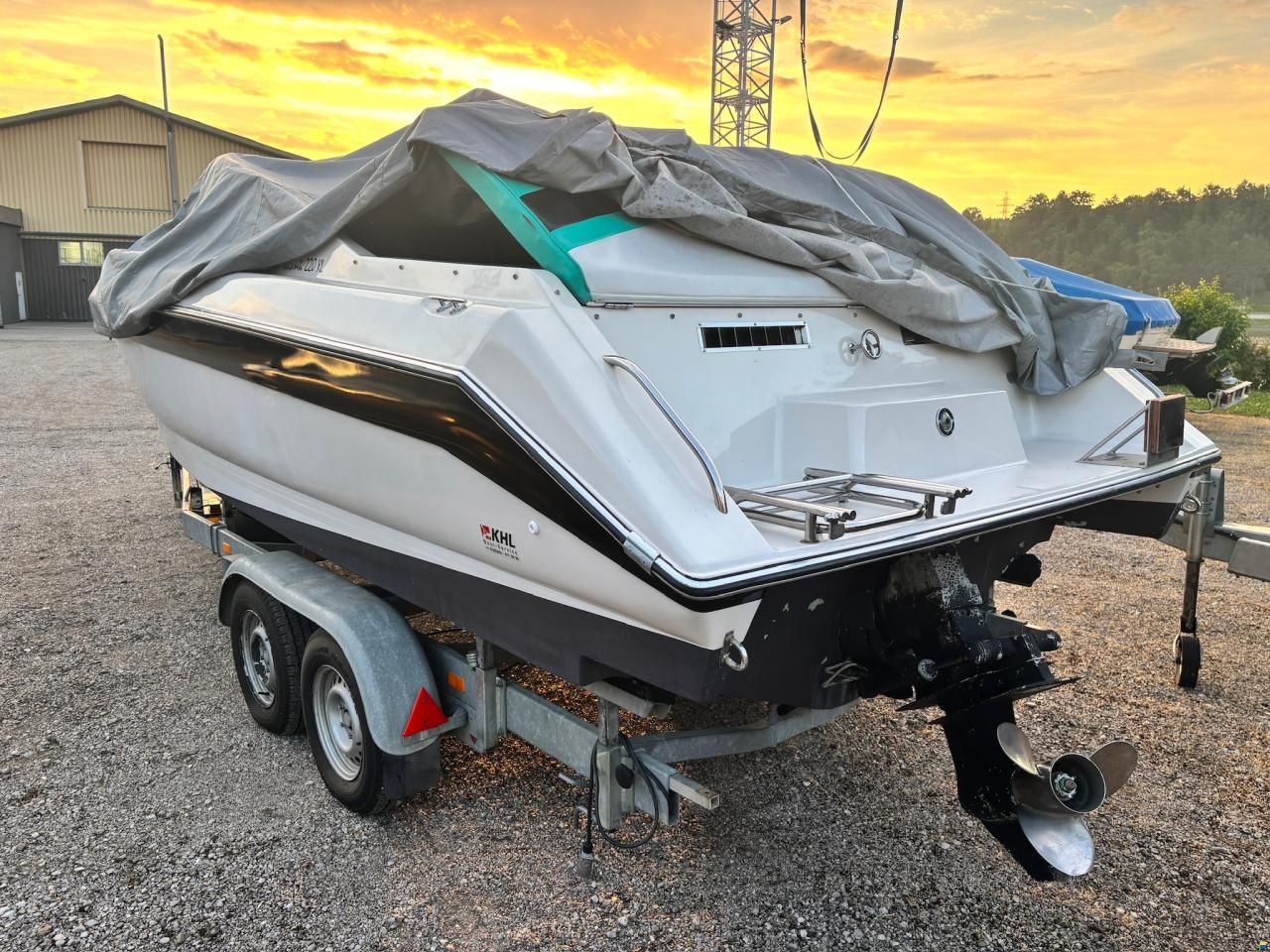 Regal Valanti 220 XL