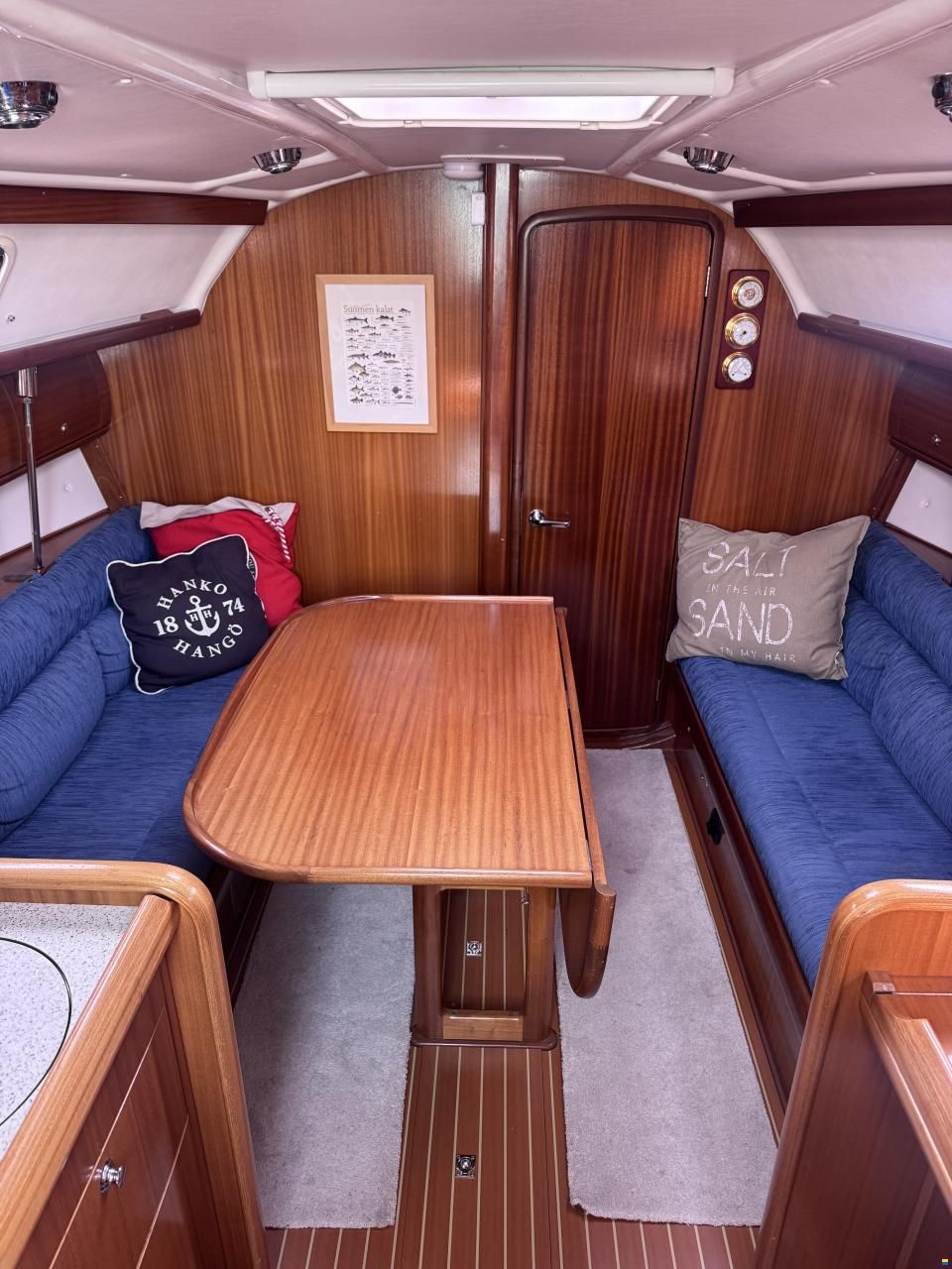 Bavaria 32 cruiser -04
