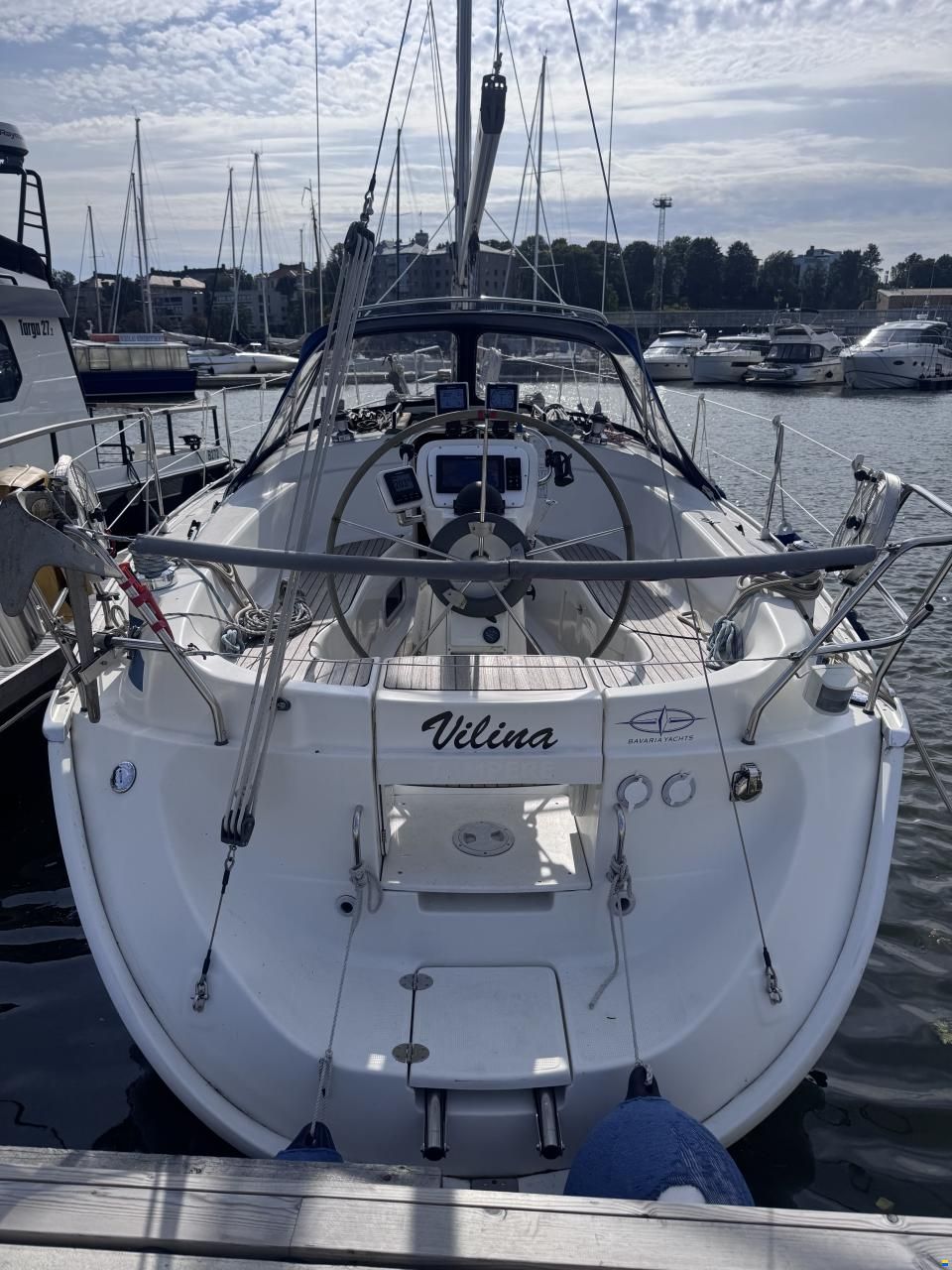 Bavaria 32 cruiser -04