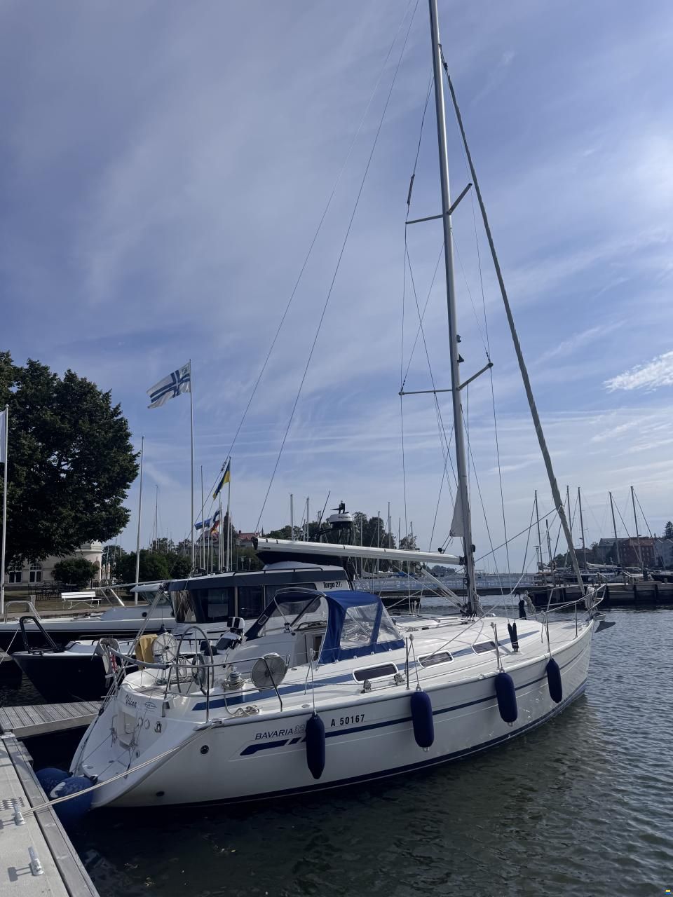Bavaria 32 cruiser -04