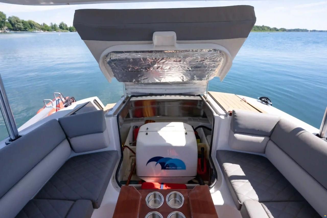 Alfastreet 23 Cabin electric