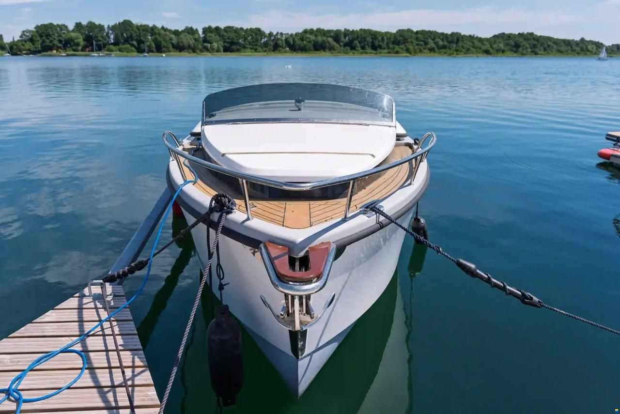 Alfastreet 23 Cabin electric