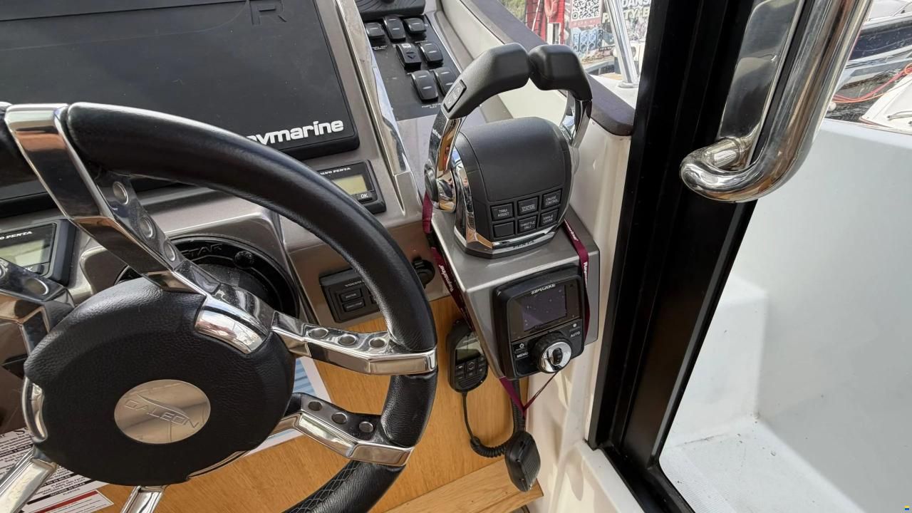 Galeon 370 HTC