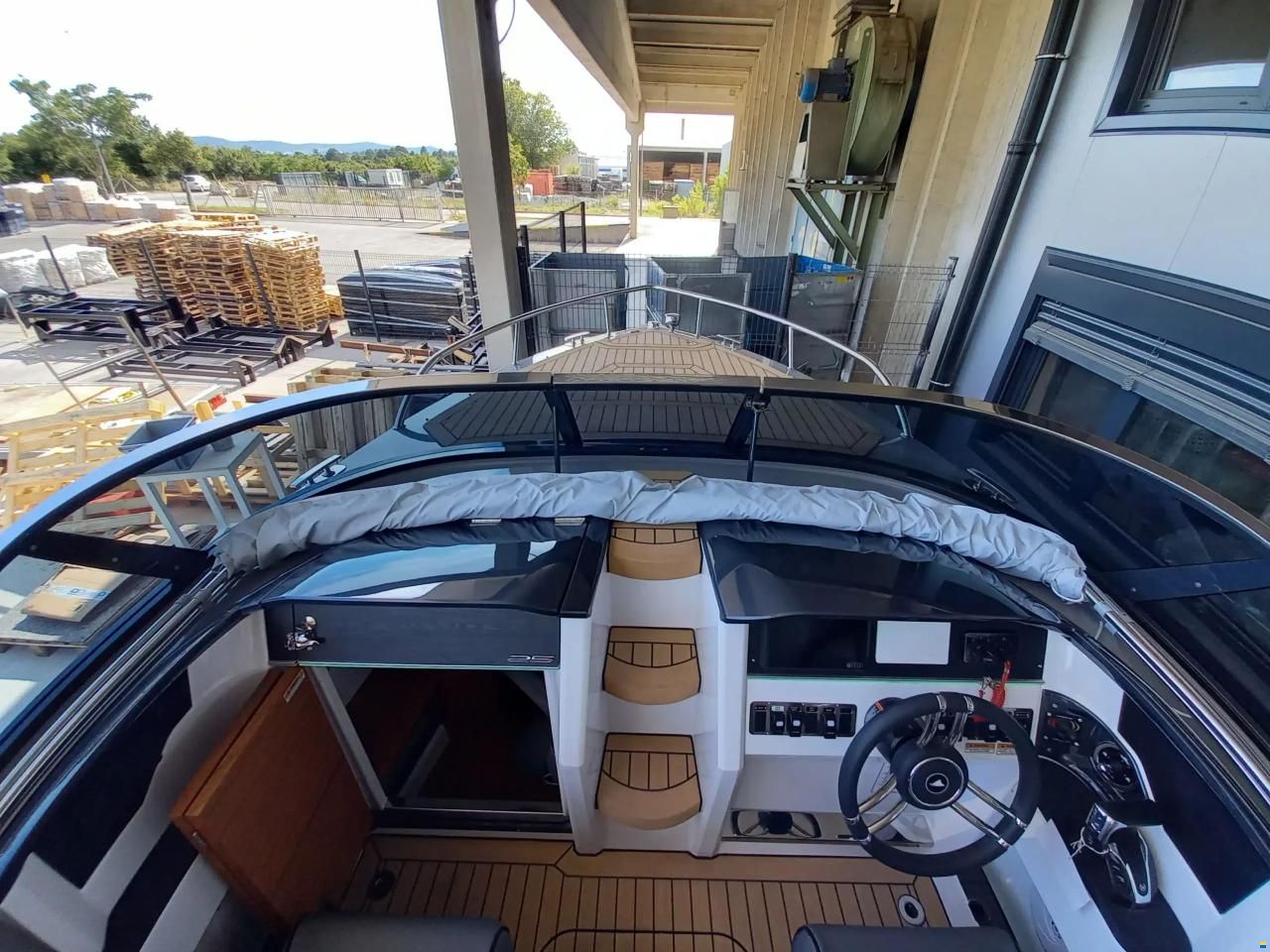 Alfastreet 25 Cabin Evo