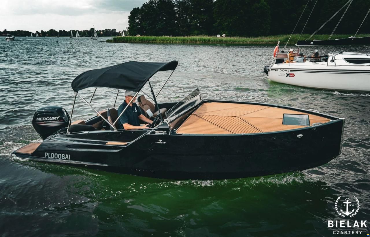 D-Boat Diamond 550