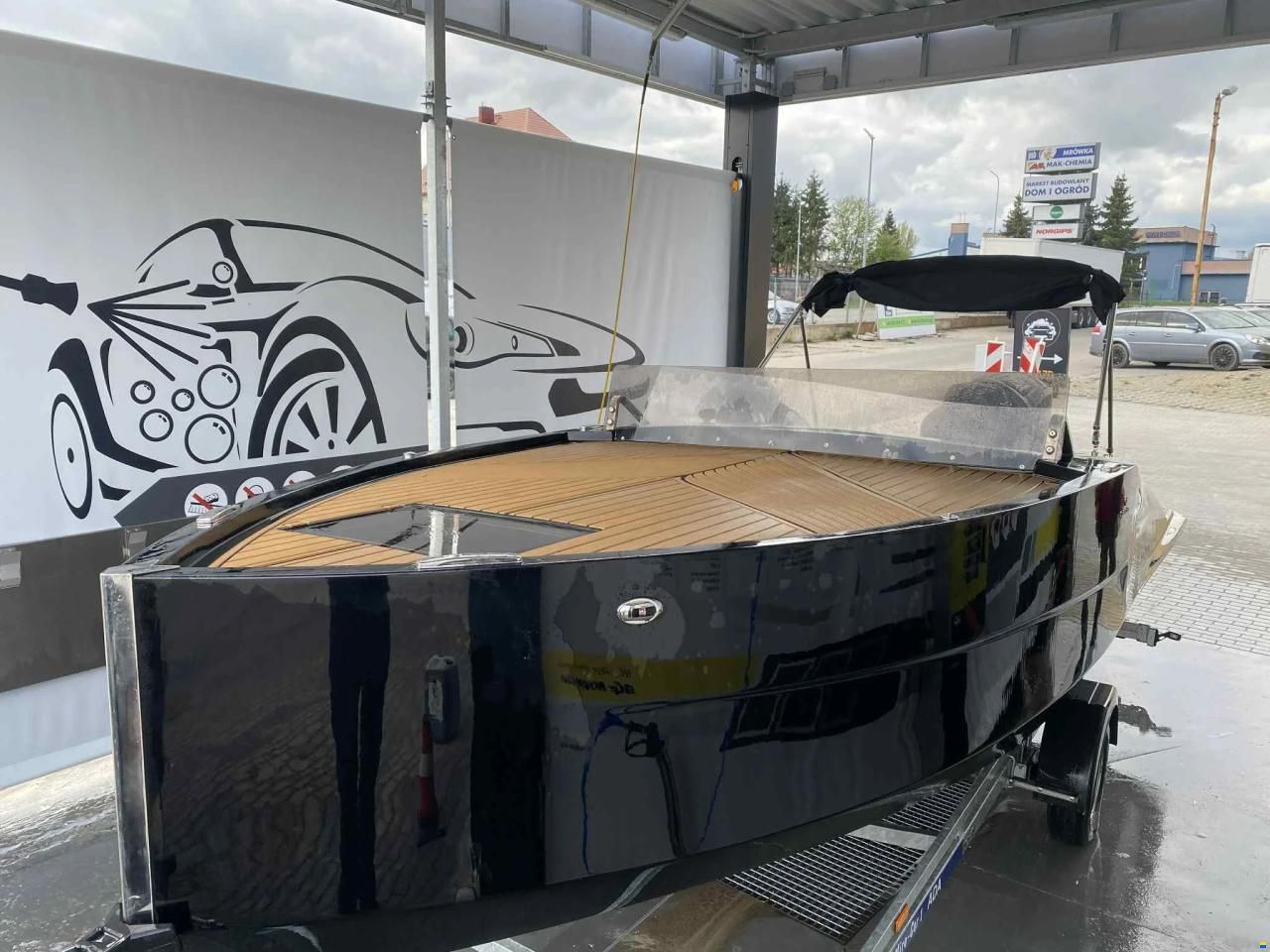 D-Boat Diamond 550