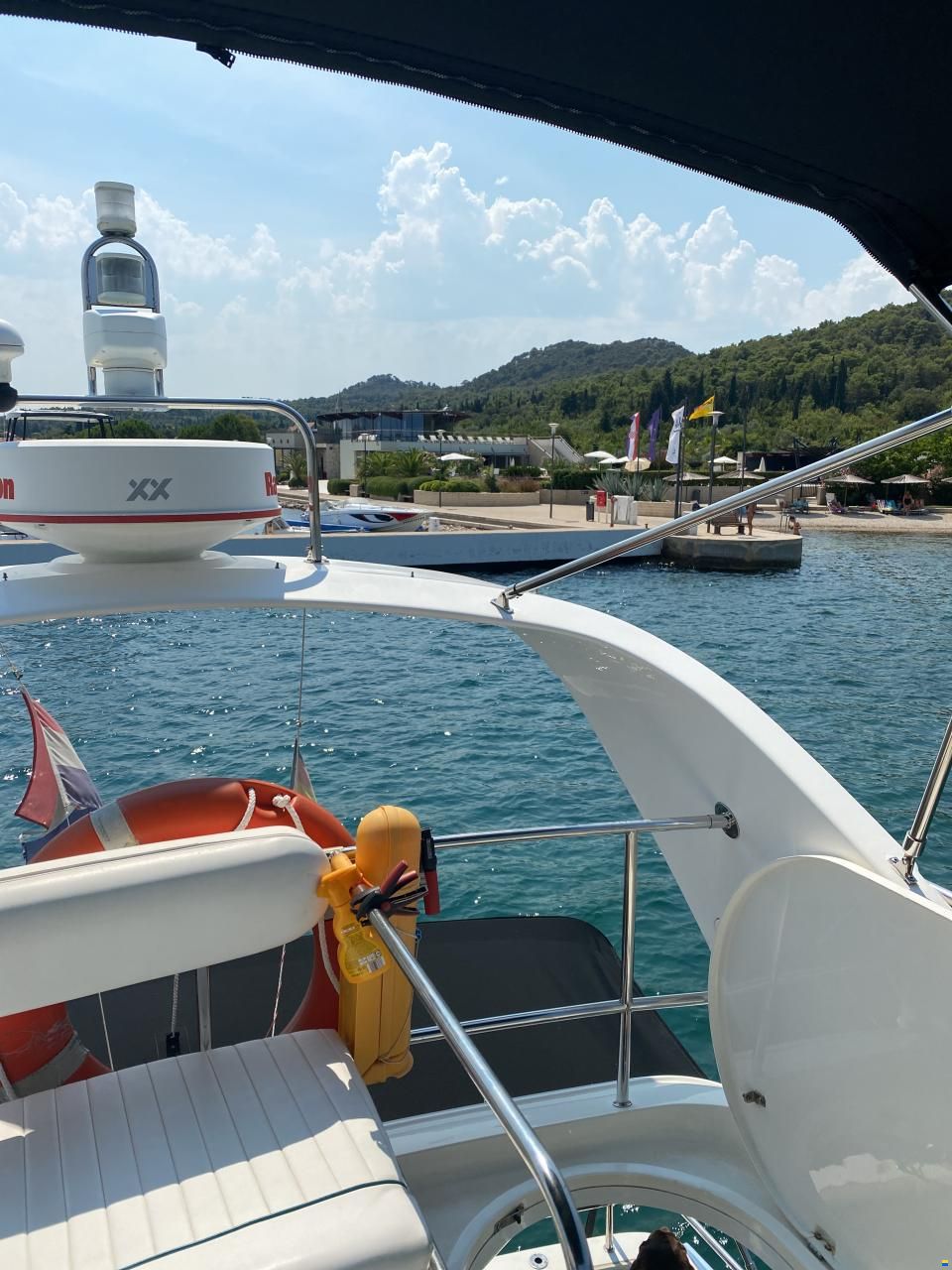 Fairline Phantom 37