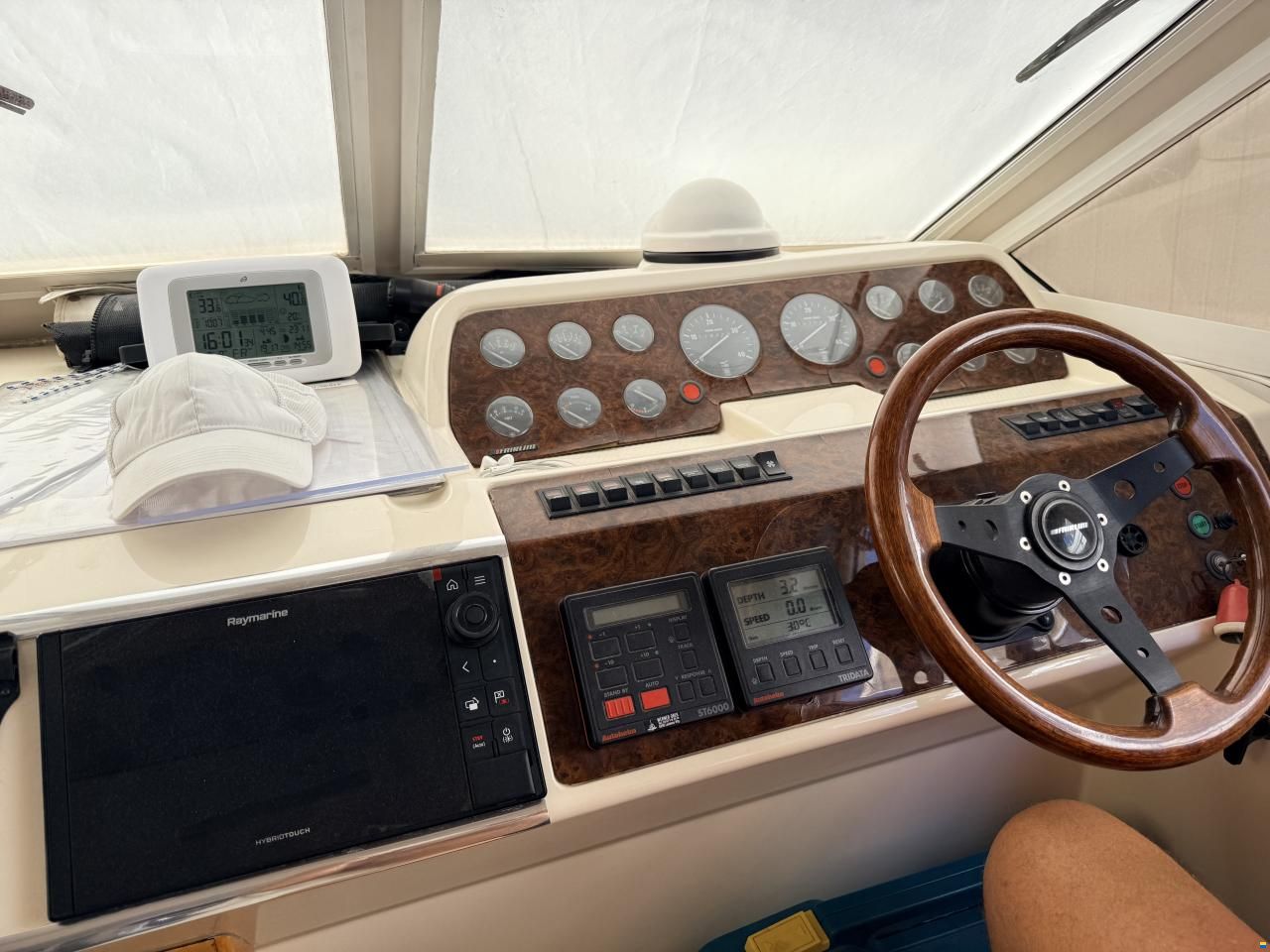 Fairline Phantom 37