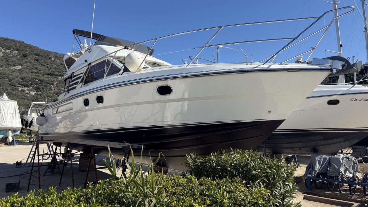 Fairline Phantom 37