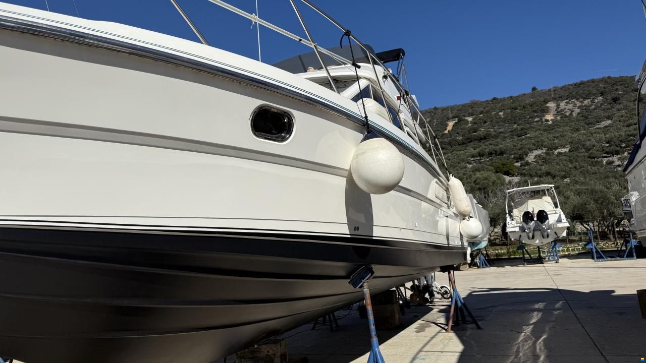 Fairline Phantom 37