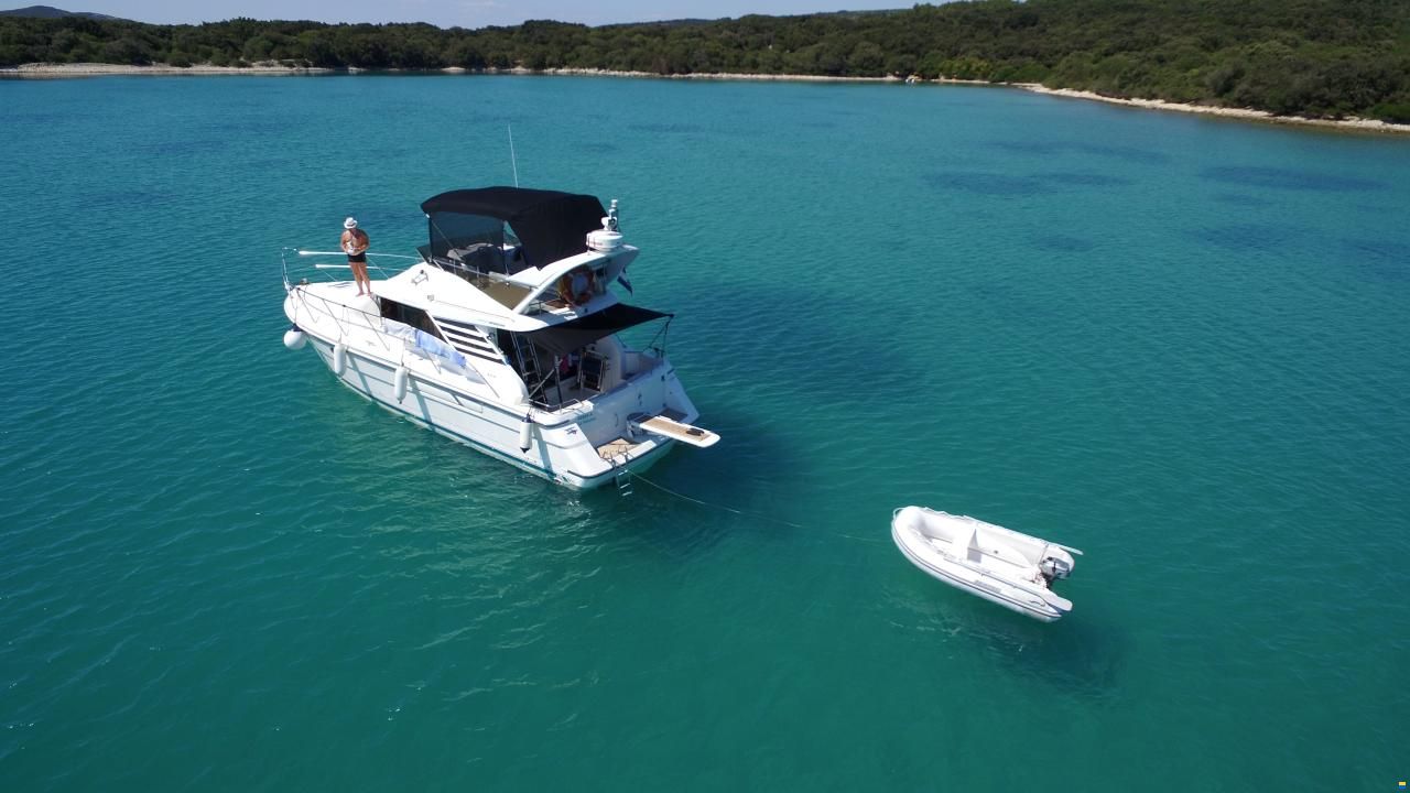 Fairline Phantom 37