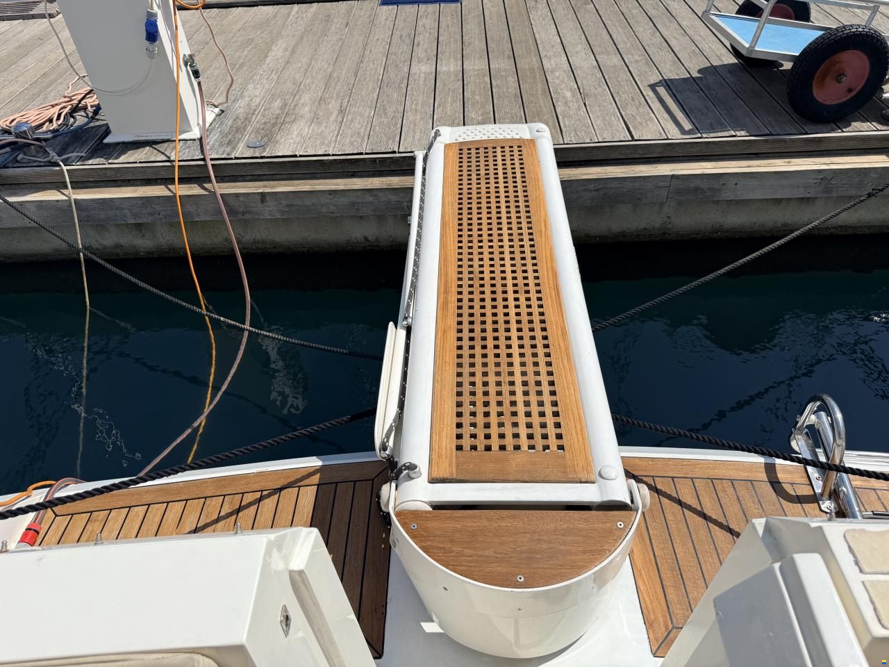 Fairline Phantom 37