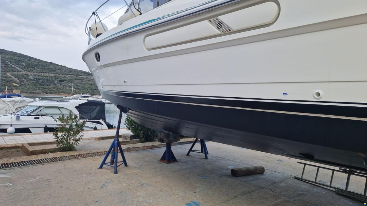Fairline Phantom 37