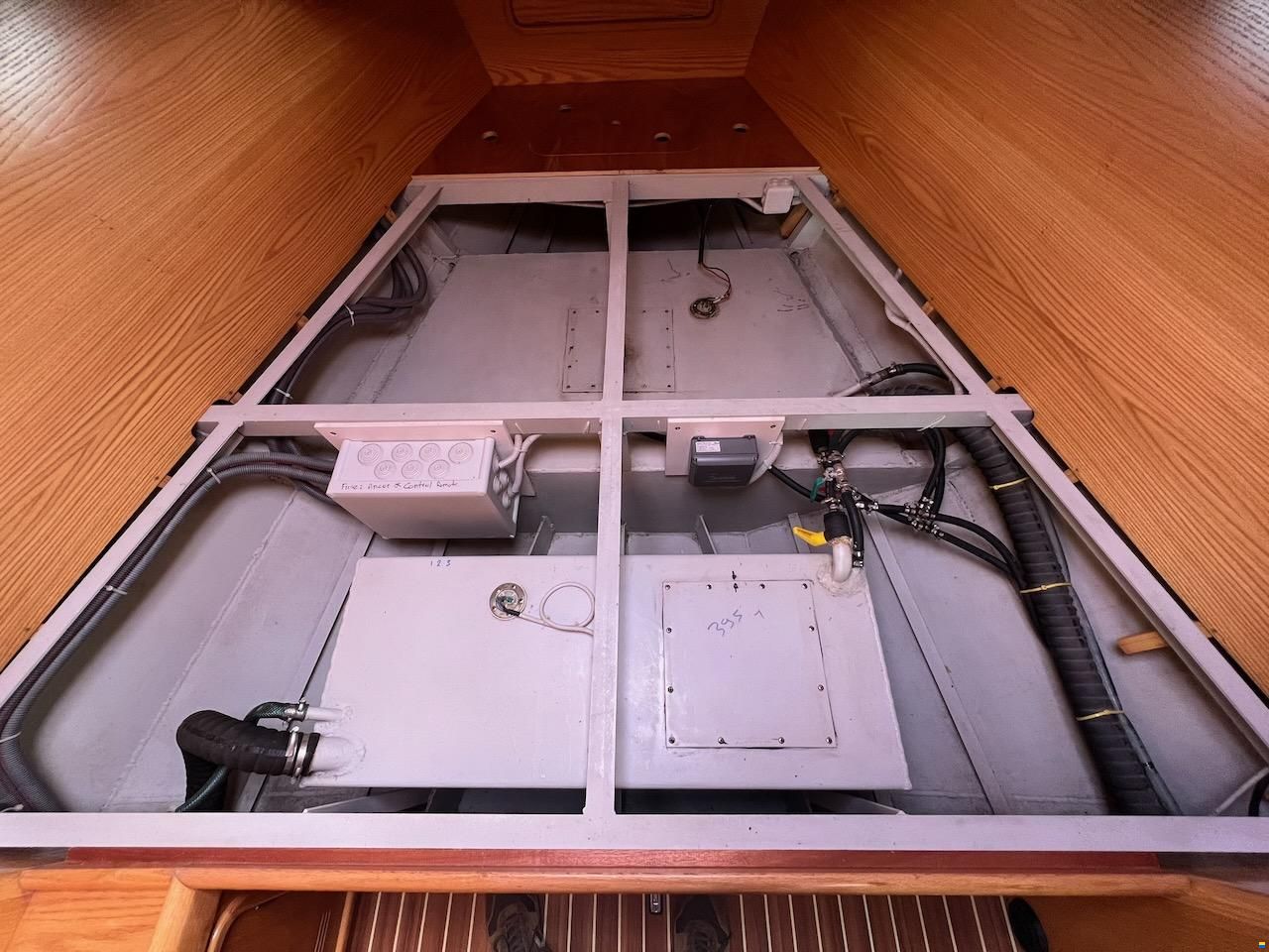 Alubat Ovni 395