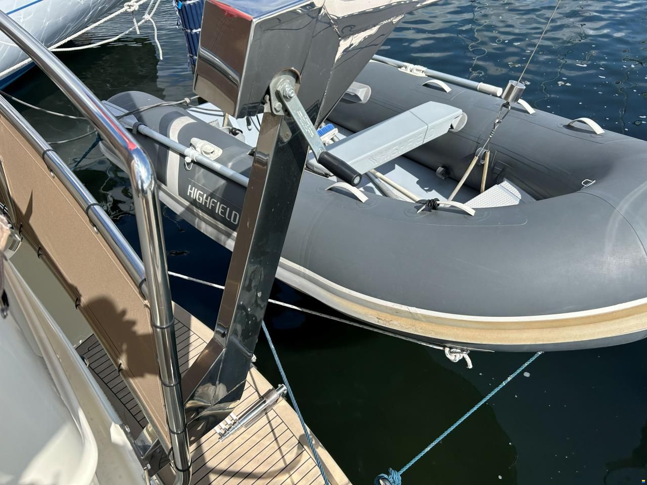 Aquanaut Privilege 1250