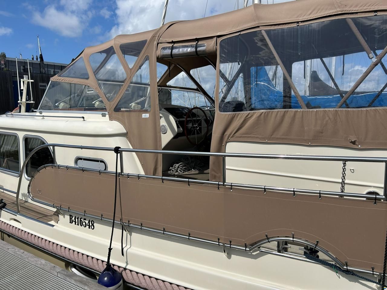 Aquanaut Privilege 1250