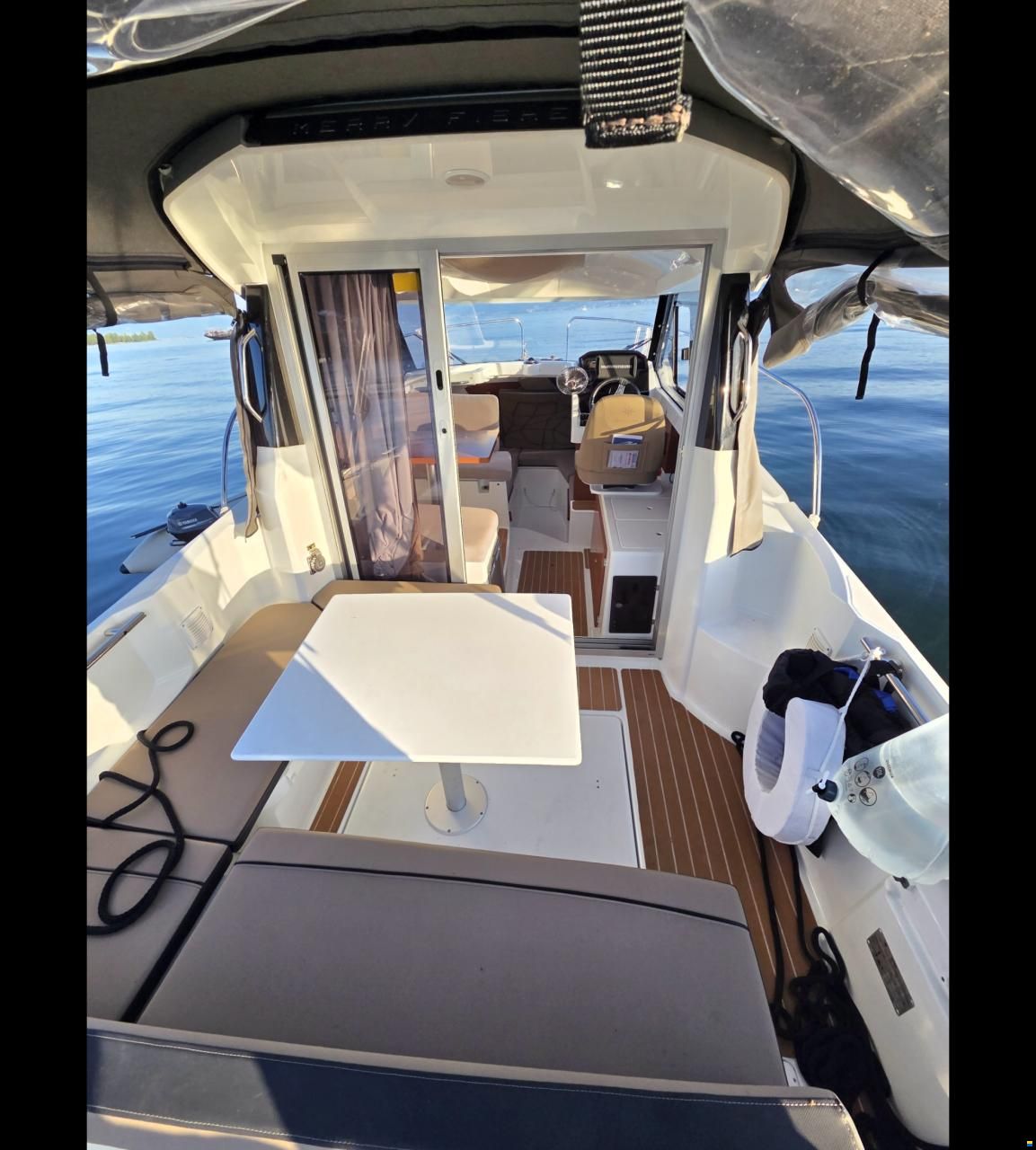 Jeanneau Merry Fisher 695