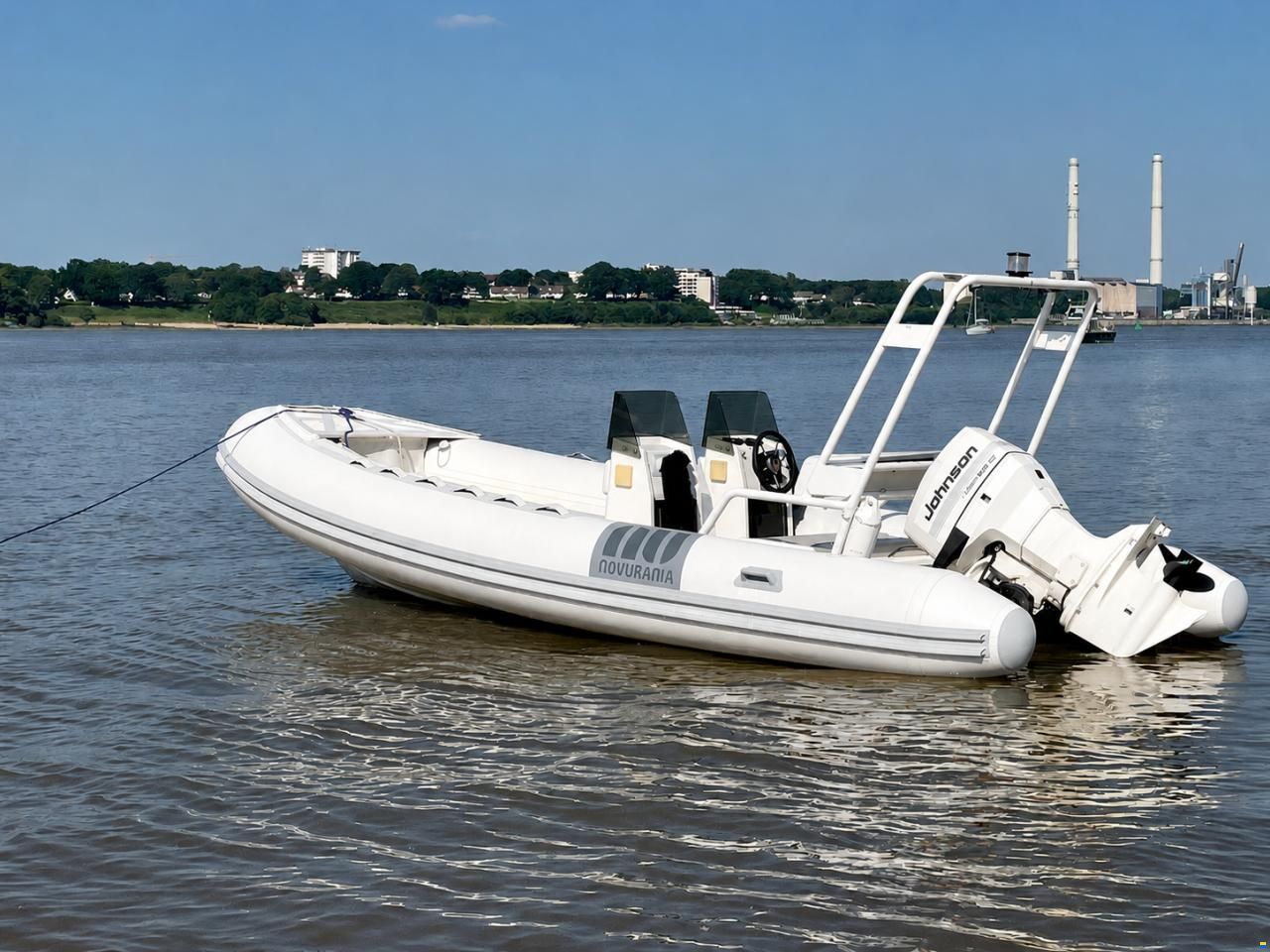 Novurania 570